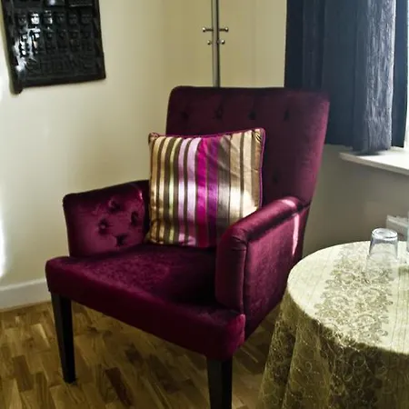 Herenhuis Elten. Bed & Breakfast Elten